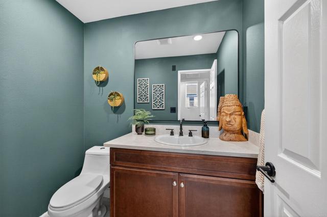 Detail Gallery Image 13 of 36 For 2860 Athens Rd #12,  Chula Vista,  CA 91915 - 4 Beds | 3/1 Baths