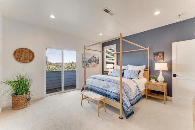 513 Hill Street, Capitola CA: https://media.crmls.org/mediaz/4b296590-a8b0-49cf-8c1a-691dd3630454.jpg