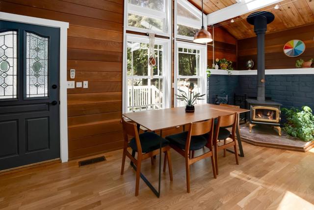 14566 Old Japanese Road, Los Gatos CA: https://media.crmls.org/mediaz/4b2a2cf7-50ef-4371-a734-ab116ef5c2dc.jpg