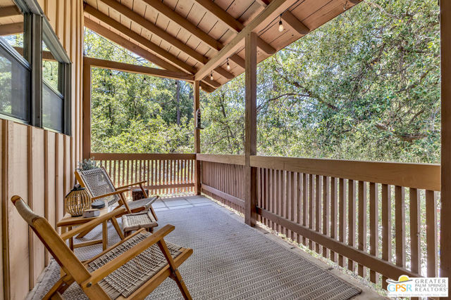 26540 Crestview Drive, Idyllwild CA: https://media.crmls.org/mediaz/4b2b3f1d-c294-4753-bc54-a241ea061a12.jpg
