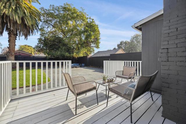 2352 Menalto Avenue, East Palo Alto CA: https://media.crmls.org/mediaz/4b2b6dce-c939-4d9a-a753-4b2d7b060776.jpg