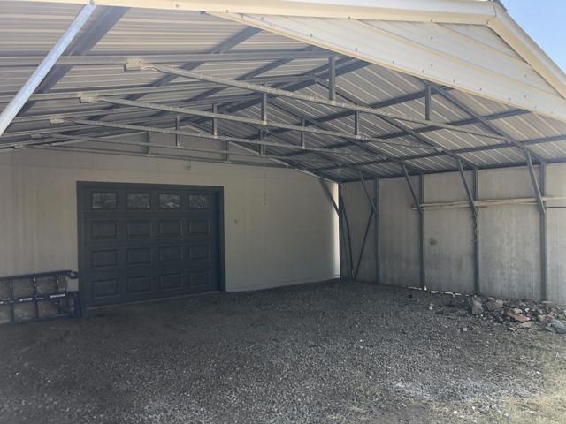 8260 Hunters Valley Road, Mariposa CA: https://media.crmls.org/mediaz/4b2bce8c-014c-4d0f-99fb-ef5b49d864e5.jpg