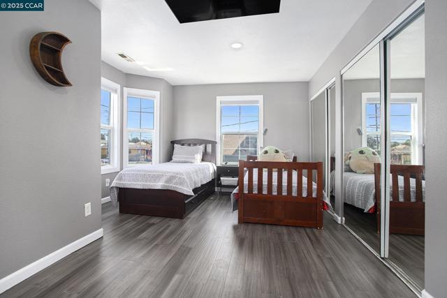 Image 19 of 29 For 312 Barrett Ave