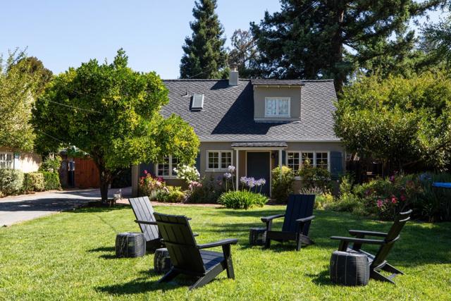 114 University Drive, Menlo Park CA: https://media.crmls.org/mediaz/4b2c9929-5b6e-4f9b-bf02-f94407df8b53.jpg
