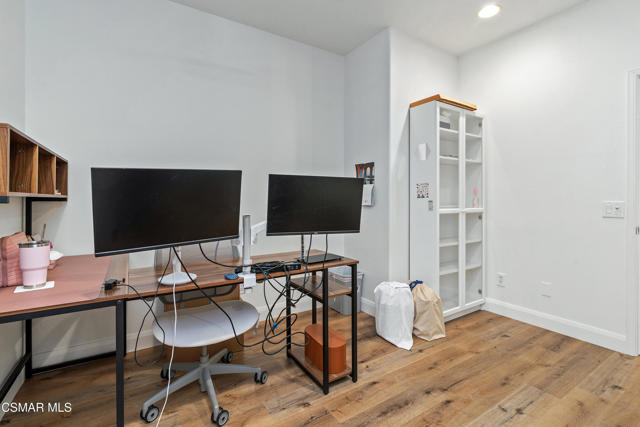 2336 Summerwind Place, Carlsbad CA: https://media.crmls.org/mediaz/4b2cd03e-141a-457e-b393-ec30f618b65a.jpg