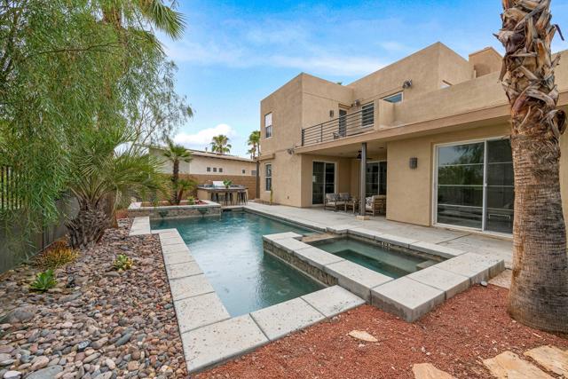 4315 Vantage Lane, Palm Springs CA: https://media.crmls.org/mediaz/4b2e68b7-3f38-4f06-92fa-a573ea34a637.jpg