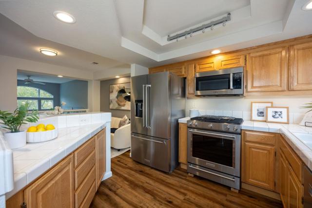 43 Erin Lane, Half Moon Bay CA: https://media.crmls.org/mediaz/4b2eb65c-797b-41e3-817f-04a86a239f84.jpg