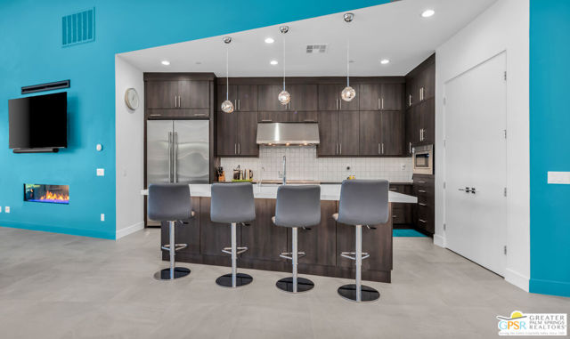 4321 Lumina Way, Palm Springs CA: https://media.crmls.org/mediaz/4b300c1d-5ad1-4c8b-b5ca-063605b0d9b8.jpg