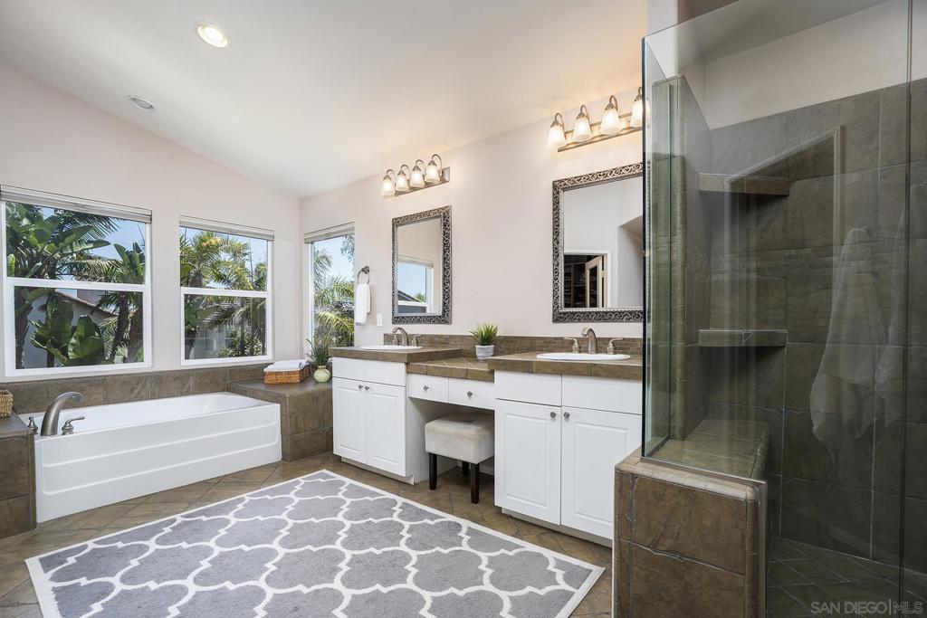 5790 Mosswood Cove - photo 18
