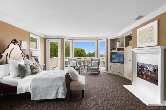 521 Latigo Row, Encinitas CA: https://media.crmls.org/mediaz/4b3245a0-1e98-45dd-b611-b22ff5544e25.jpg