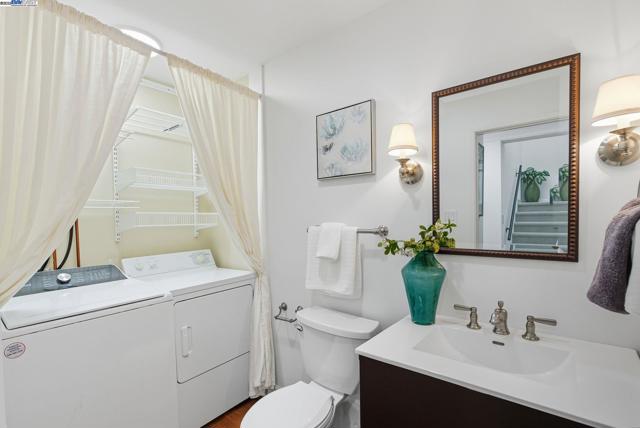 156 Lombard St, San Francisco CA: https://media.crmls.org/mediaz/4b32baef-c2bf-4b70-815e-4864cc66de03.jpg