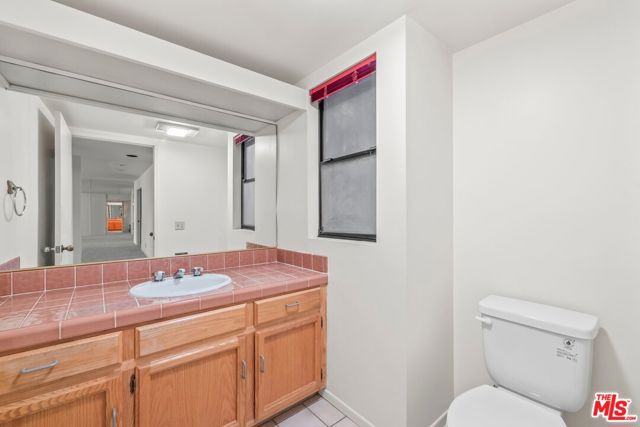 2180 Alcyona Drive, Los Angeles CA: https://media.crmls.org/mediaz/4b32ca5d-15f5-4e9c-b92c-725645d9e310.jpg