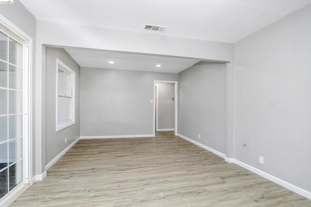 Image 12 of 40 For 120 Hillcrest Ave