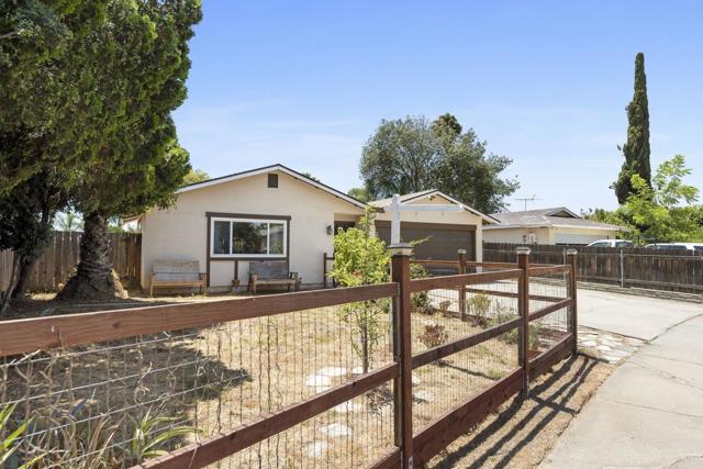 Detail Gallery Image 33 of 37 For 809 Buchanan St, Escondido,  CA 92027 - 3 Beds | 2 Baths