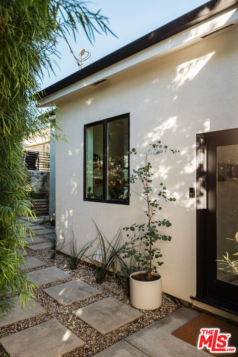 Image 2 of 38 For 4052 Jennings Drive