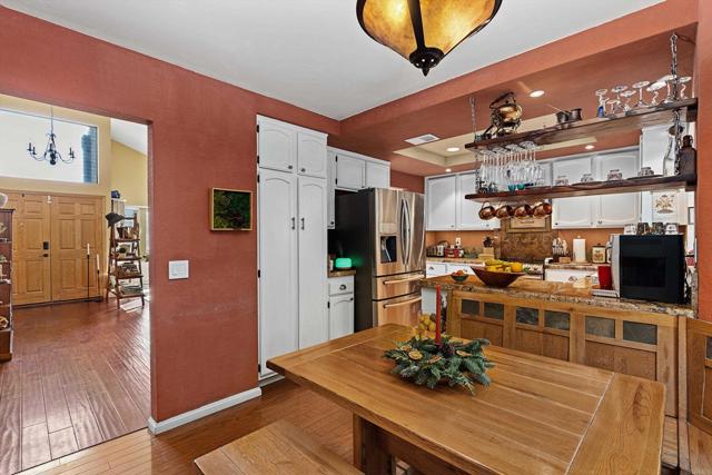 Detail Gallery Image 27 of 68 For 7212 Canyon Hill Way, San Diego,  CA 92126 - 4 Beds | 3 Baths