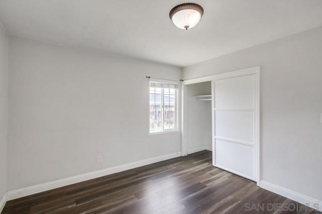 6327 Newsome Dr, San Diego CA: https://media.crmls.org/mediaz/4b351544-7c66-4c5f-968a-72ee7933daca.jpg