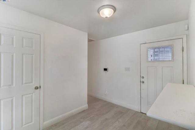 3524 Longview Rd, Antioch CA: https://media.crmls.org/mediaz/4b361bf5-ec46-4eef-836c-db2545a1ad15.jpg