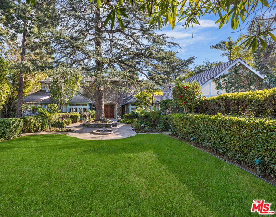 12838 Evanston Street, Los Angeles, CA 90049