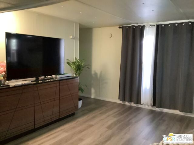 70875 Dillon Road, Desert Hot Springs CA: https://media.crmls.org/mediaz/4b376e66-18ef-41f9-ad17-de6257f0d6d3.jpg