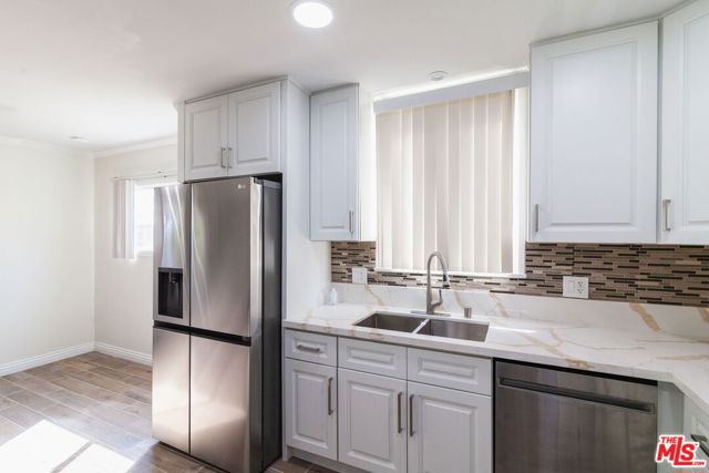 8646 Corbin Avenue, Northridge CA: https://media.crmls.org/mediaz/4b38ba1b-bfd3-4fd8-b9e9-ecd8fceedb95.jpg