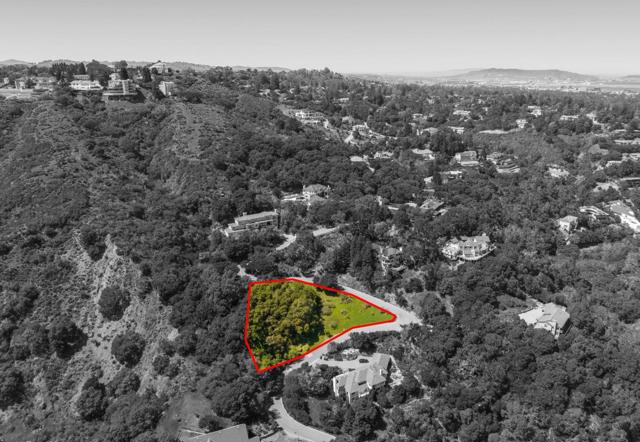 0 Woodridge Road, Hillsborough CA: https://media.crmls.org/mediaz/4b39421e-3662-46bb-a32c-e9a9f5056d97.jpg