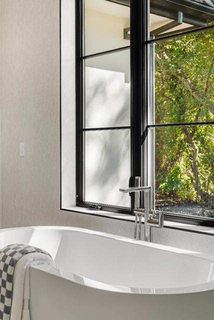 1068 Riverside Drive, Los Altos CA: https://media.crmls.org/mediaz/4b39ba24-6d6e-4a31-8a87-72c05b2dbee9.jpg