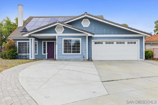 5356 Malcolm St, Oceanside CA: https://media.crmls.org/mediaz/4b3b01ea-f0da-47f1-8ee9-94e75a78d2db.jpg