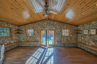 8697 Dyer Road, Salinas CA: https://media.crmls.org/mediaz/4b3b9ed1-0640-4a7b-893c-9c6eb2d26d39.jpg