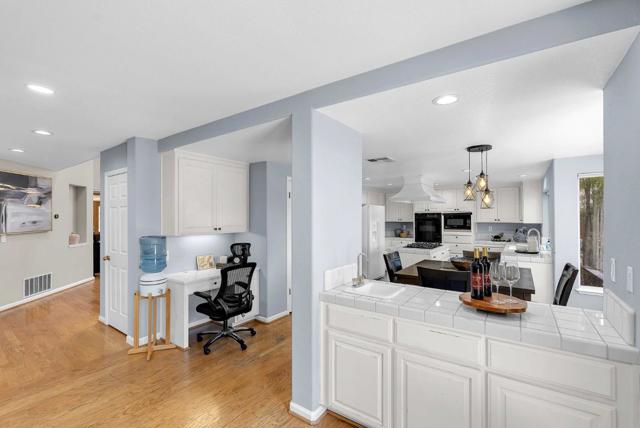 5451 Ligurian Drive, San Jose CA: https://media.crmls.org/mediaz/4b3c989a-c216-4b3e-a425-9c08c27ed451.jpg