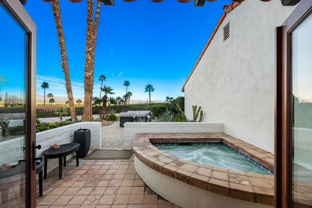 40320 Via Entrada, Rancho Mirage, CA 92270