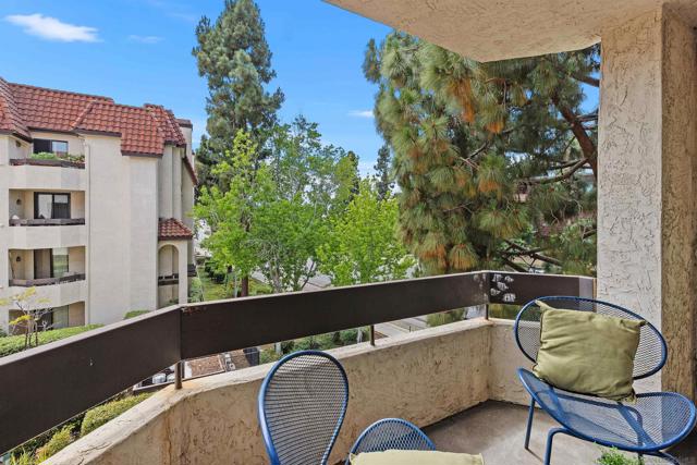 5845 FRIARS RD, San Diego CA: https://media.crmls.org/mediaz/4b3e1f19-e713-401c-abba-98a23396cd51.jpg