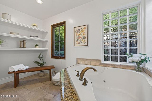 1560 Goodenough Road, Fillmore CA: https://media.crmls.org/mediaz/4b3e9334-eddb-41f0-9a50-5f35339fcdd8.jpg