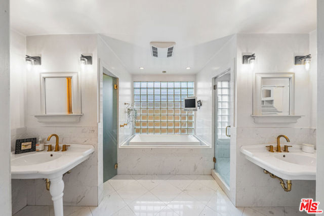 2838 Medill Place, Los Angeles CA: https://media.crmls.org/mediaz/4b3f5420-1ac1-4fbd-9fb0-95b3406535c0.jpg