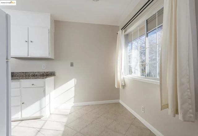 1298 63rd St, Emeryville CA: https://media.crmls.org/mediaz/4b402072-2807-444d-857b-0589e5bc12d4.jpg