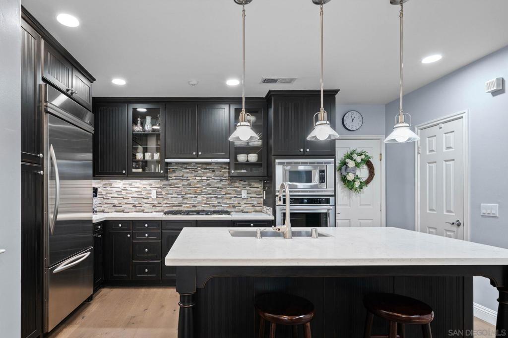 2873 Farragut Road - photo 13