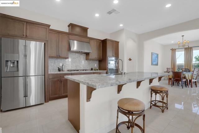 1577 Chianti LN, Brentwood CA: https://media.crmls.org/mediaz/4b41b956-c76f-456b-b3f3-282efee34602.jpg