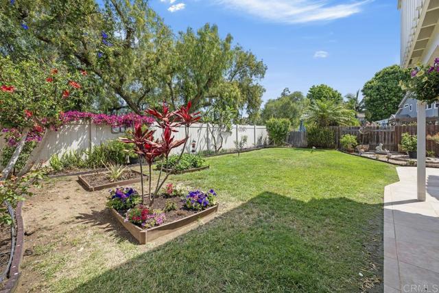 647 Boysenberry Way, Oceanside CA: https://media.crmls.org/mediaz/4b41c1f9-0029-4852-8756-61082b3f623e.jpg
