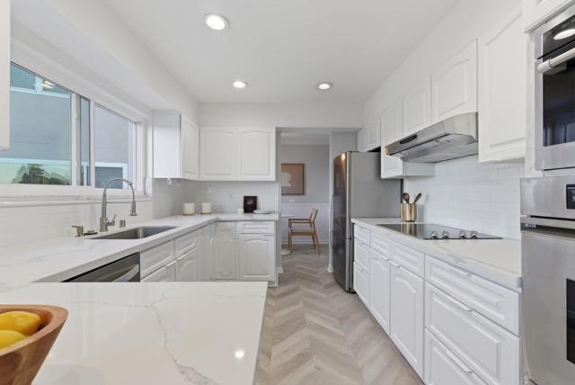 111 Wellesley, Redwood City CA: https://media.crmls.org/mediaz/4b427deb-4ca9-4f24-9fb8-a0cd47466897.jpg