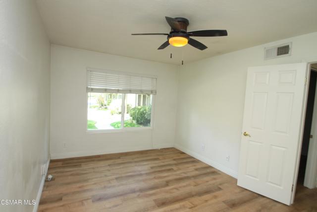 565 Serento Circle, Thousand Oaks CA: https://media.crmls.org/mediaz/4b4464a1-0fbc-45d8-bcac-e1f7744639fe.jpg