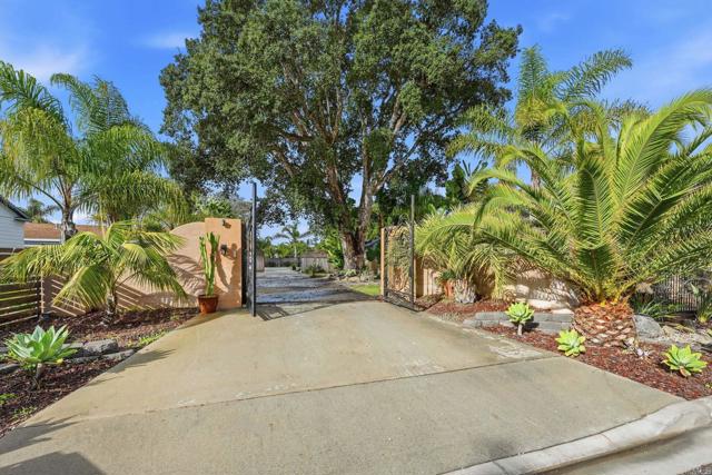 Detail Gallery Image 5 of 15 For Tuttle St, Carlsbad,  CA 92008 - 1 Beds | 1 Baths