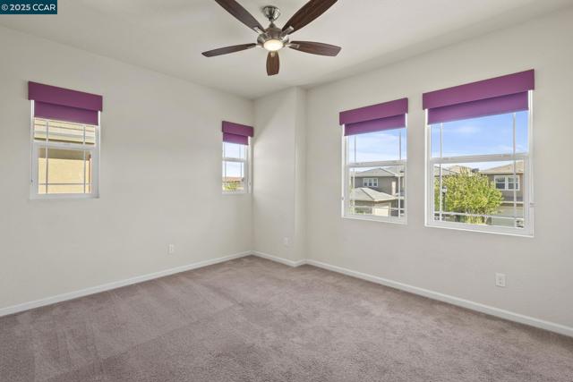 589 W Huntington Ave, Mountain House CA: https://media.crmls.org/mediaz/4b45447a-25ee-4d32-8ebc-d7bc815f5e6b.jpg