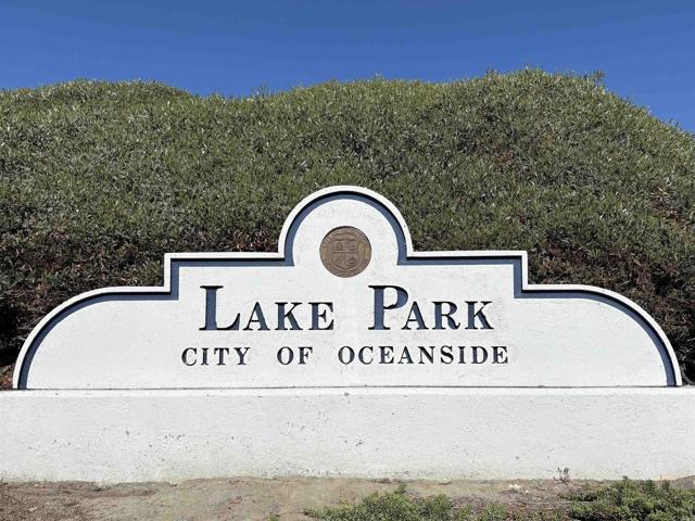 3678 Via Bernardo, Oceanside CA: https://media.crmls.org/mediaz/4b462c23-fb85-4c50-afa8-1deaf39ffabb.jpg