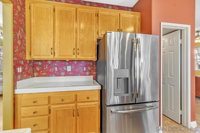 10496 Chaparral Dr, Santee CA: https://media.crmls.org/mediaz/4b46c159-36f4-48e1-adff-25a364af81e2.jpg