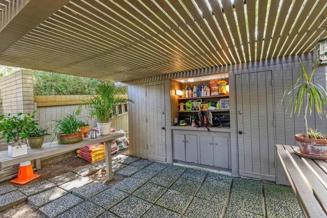 567 GAGE LANE, San Diego CA: https://media.crmls.org/mediaz/4b46da88-e842-4011-83af-ea75d24146b5.jpg
