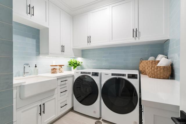 462 Westbourne Street, La Jolla CA: https://media.crmls.org/mediaz/4b48c92d-b86b-4d24-b10c-0a116300bad2.jpg