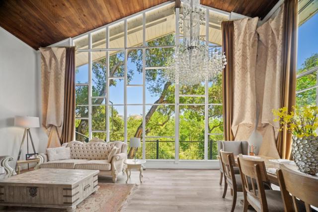 81 E Garzas Road, Carmel Valley CA: https://media.crmls.org/mediaz/4b48e45b-53e5-467e-b1de-211c99e1ab63.jpg