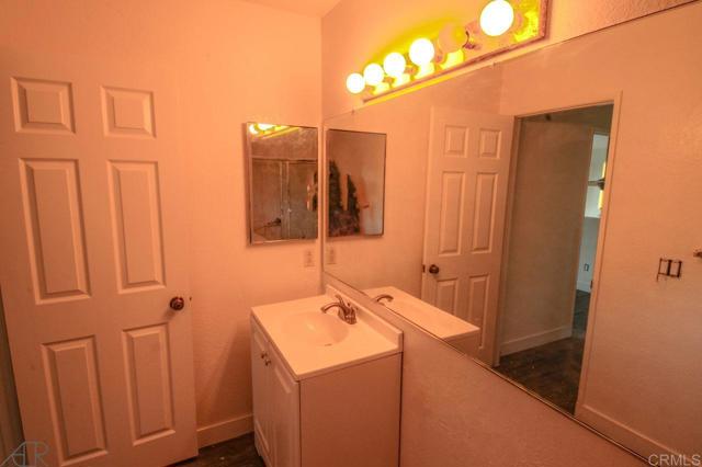 3305 Oakwood Drive, Julian CA: https://media.crmls.org/mediaz/4b48e924-7507-412a-8a3a-6599be16e162.jpg