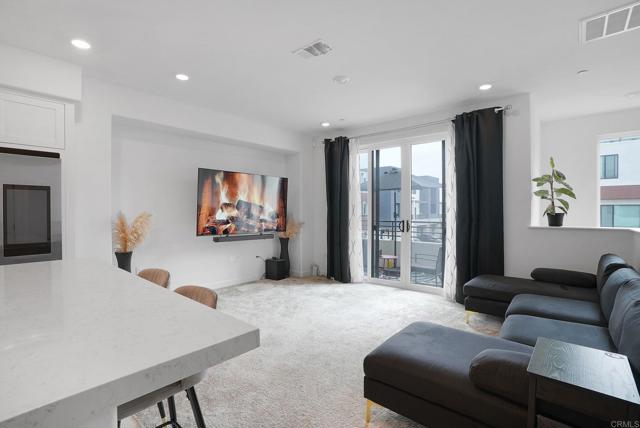 Detail Gallery Image 10 of 28 For 2152 Reed #DRIVE,  San Diego,  CA 92154 - 2 Beds | 2/1 Baths