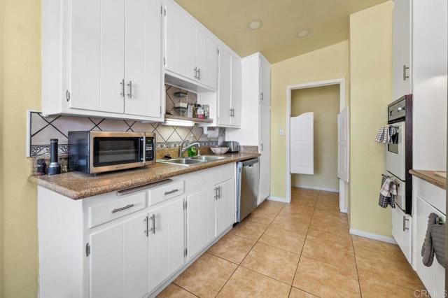 Detail Gallery Image 3 of 21 For 7453 Guthrie Way, –,  CA 92114 - 4 Beds | 2 Baths